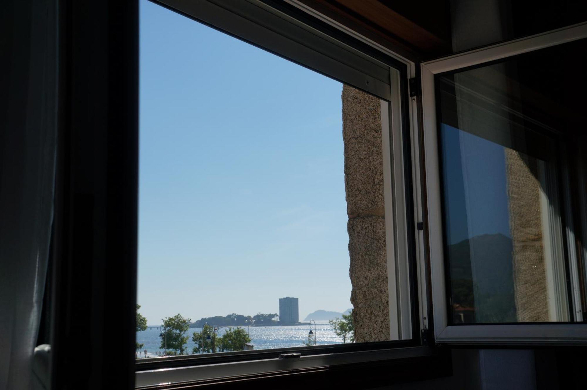 Atico En La Playa De Samil Apartment Виго Екстериор снимка